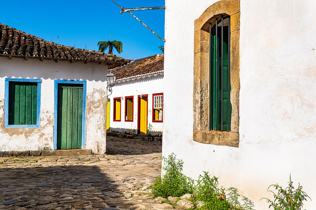 Colonial buildings, Paraty, UNESCO World Heritage Site, Brazil, South America