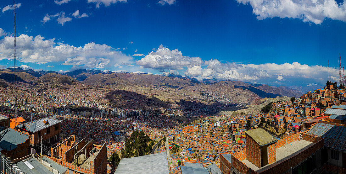 Ein Panoramablick auf La Paz, Bolivien, Südamerika