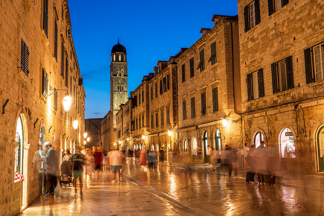 Hauptboulevard Stradun in der historischen Stadt Dubrovnik, UNESCO-Weltkulturerbe, Süddalmatien, Adriaküste, Kroatien, Europa