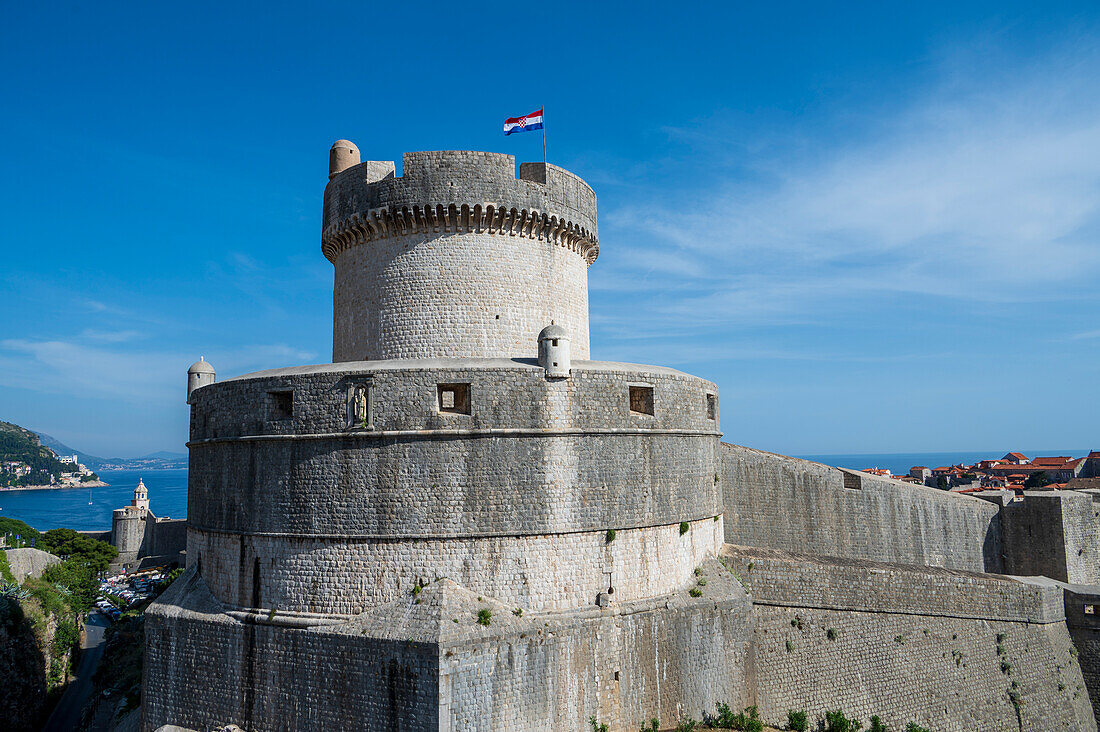 St. John's Fortress guarding the old town, UNESCO World Heritage Site, Dubrovnik, Croatia, Europe