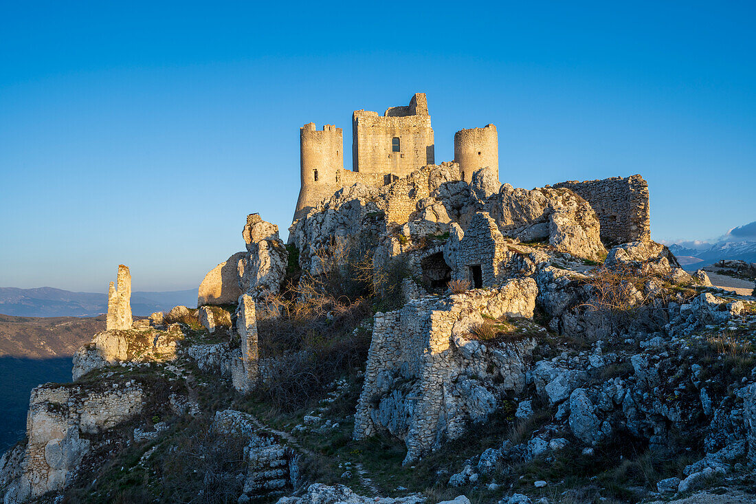 Rocca Calascio in Calascio, L'Aquila, Abruzzo, Italy, Europe