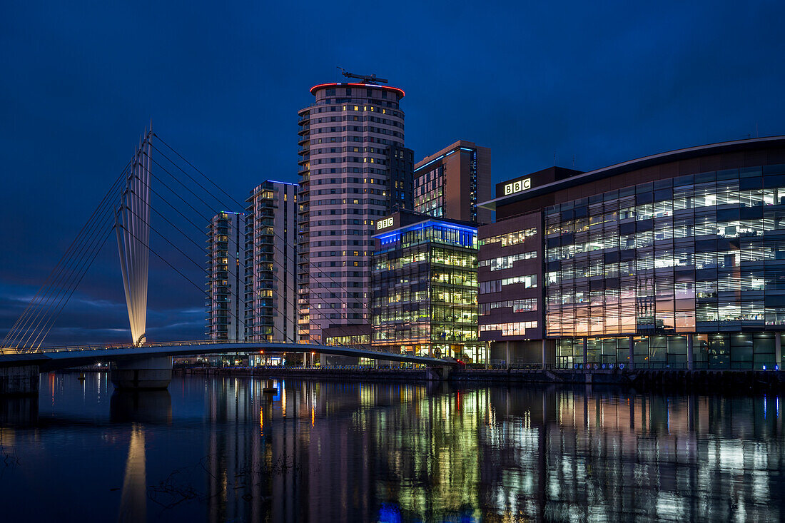 MediaCity and swingbridge at night, Salford Quays, Manchester, England, United Kingdom, Europe