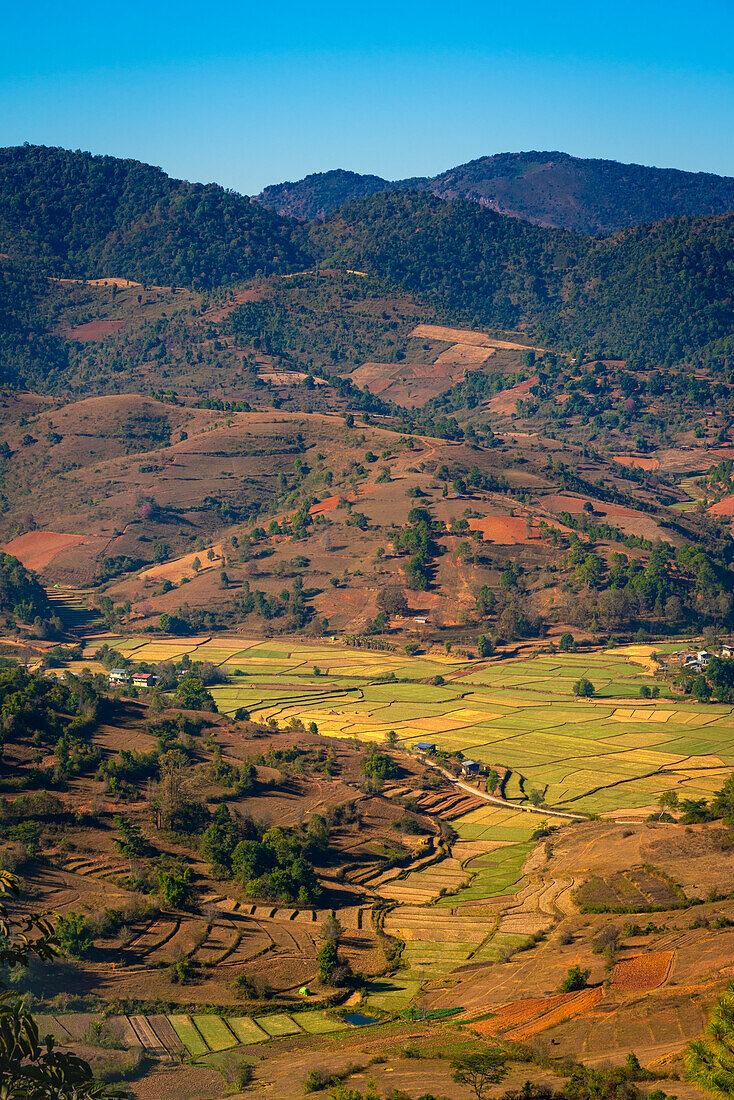 Bergige Landschaft bei Kalaw, Shan-Staat, Myanmar (Burma), Asien