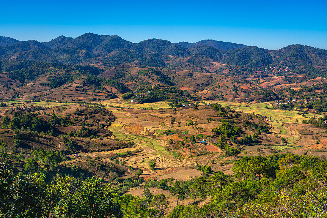 Bergige Landschaft bei Kalaw, Shan-Staat, Myanmar (Burma), Asien