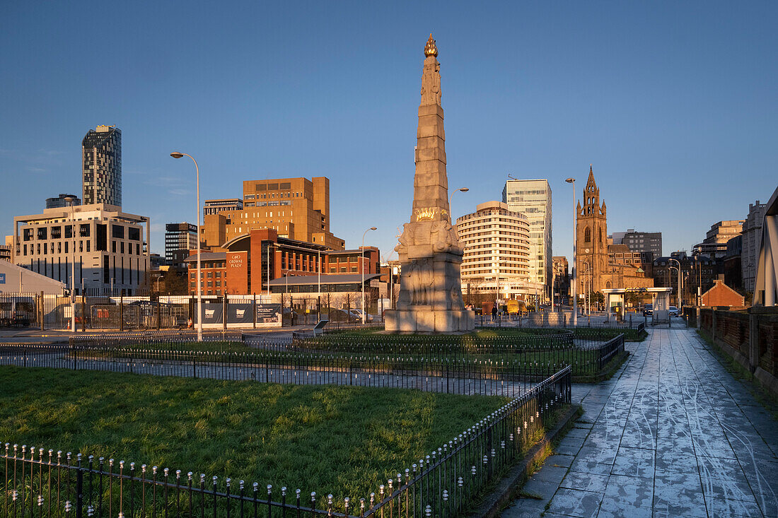 The Titanic Memorial and Gardens, St. Nicholas Place, Pier Head, Liverpool Waterfront, Liverpool, Merseyside, England, United Kingdom, Europe