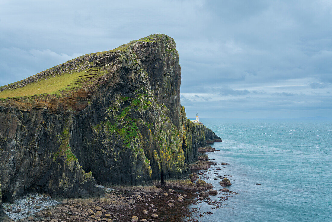 Leuchtturm Neist Point, Isle of Skye, Innere Hebriden, Schottland, Vereinigtes Königreich, Europa