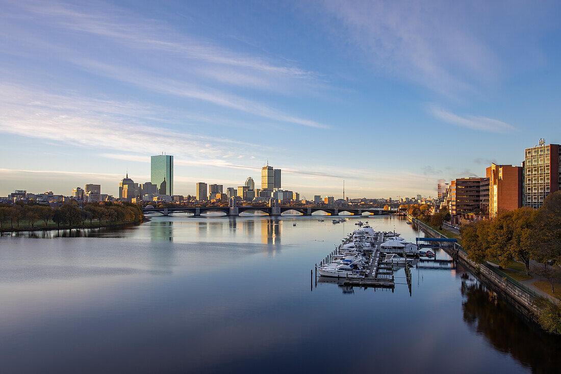 Boston Skyline mit Longfellow-Brücke, Boston, Massachusetts, Neuengland, Vereinigte Staaten von Amerika, Nordamerika