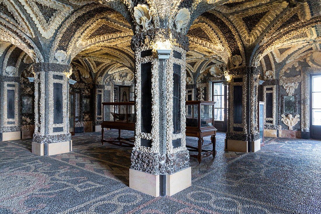 Das prächtige Innere des Palazzo Borromeo, Isola Bella, Borromäische Inseln, Lago Maggiore, Stresa, Piemont, Italienische Seen, Italien, Europa