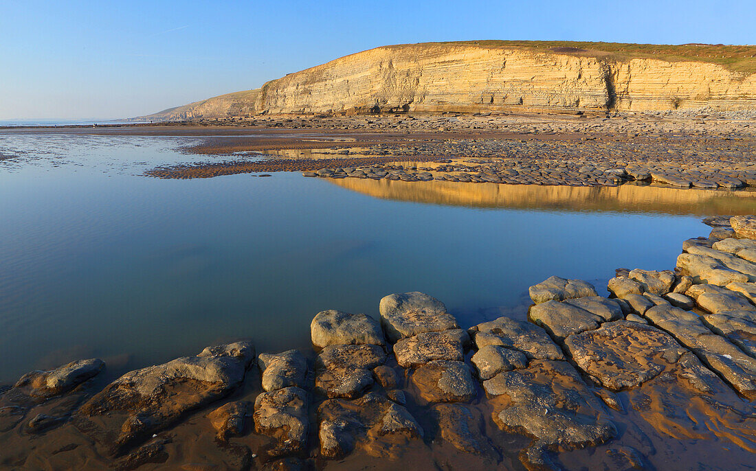 Dunraven Bay (Southerndown Beach), Glamorgan Heritage Coast, Wales, United Kingdom, Europe