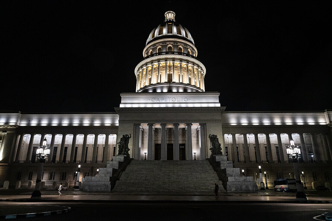 El Capitolio floodlit at night, former Congress building built in 1920s, Havana, Cuba, West Indies, Caribbean, Central America