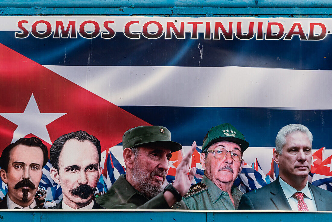 The leaders and intellectual fathers of the Cuban Revolution, Havana Harbour, Cuba, West Indies, Caribbean, Central America