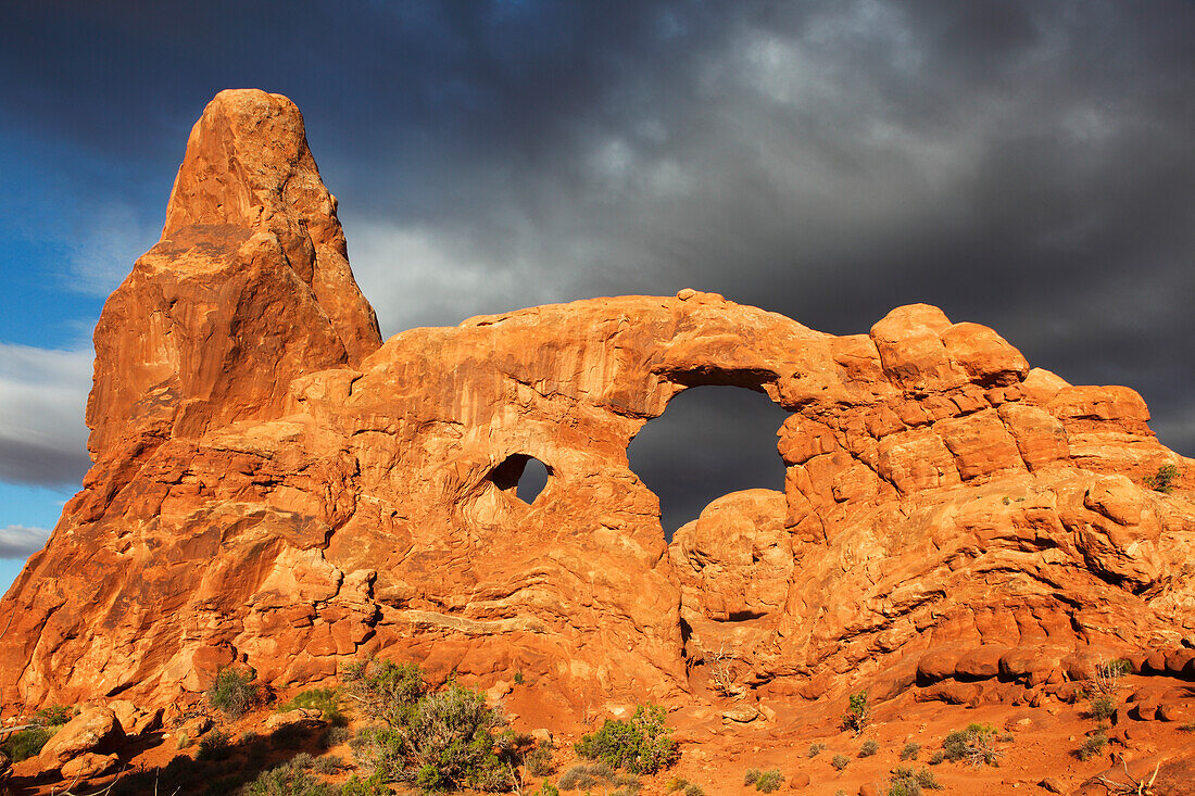 Turret Arch, Arches National Park, Utah, Vereinigte Staaten von Amerika, Nordamerika