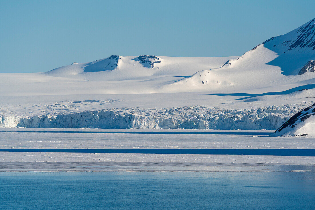 Brepollen, Spitsbergen, Svalbard Islands, Arctic, Norway, Europe