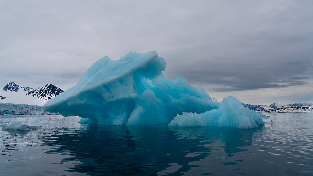 Lillyhookbreen-Gletscher, Spitzbergen, Svalbard-Inseln, Arktis, Norwegen, Europa