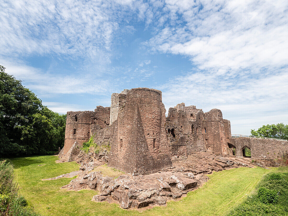 Goodrich Castle, Goodrich, Ross-on-Wye, Herefordshire, England, United Kingdom, Europe