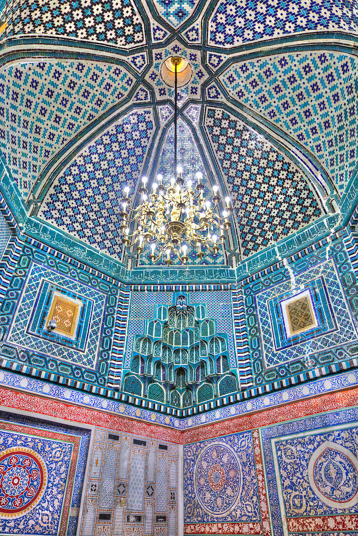 Ceiling and Wall, Kusan Ibn Abbas Complex, Shah-I-Zinda, UNESCO World Heritage Site, Samarkand, Uzbekistan, Central Asia, Asia