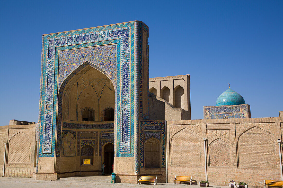 Kalyon Mosque 1514, Poi Kalyon Square, UNESCO World Heritage Site, Bukhara, Uzbekistan, Central Asia, Asia