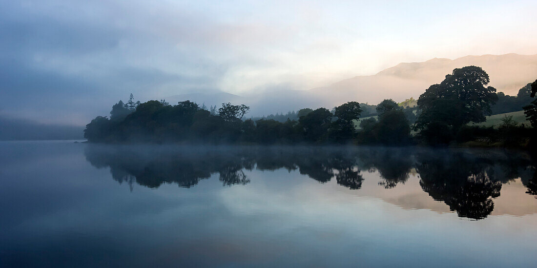 Morgenlicht, Ullswater, Lake-District-Nationalpark, UNESCO-Welterbe, Cumbria, England, Vereinigtes Königreich, Europa