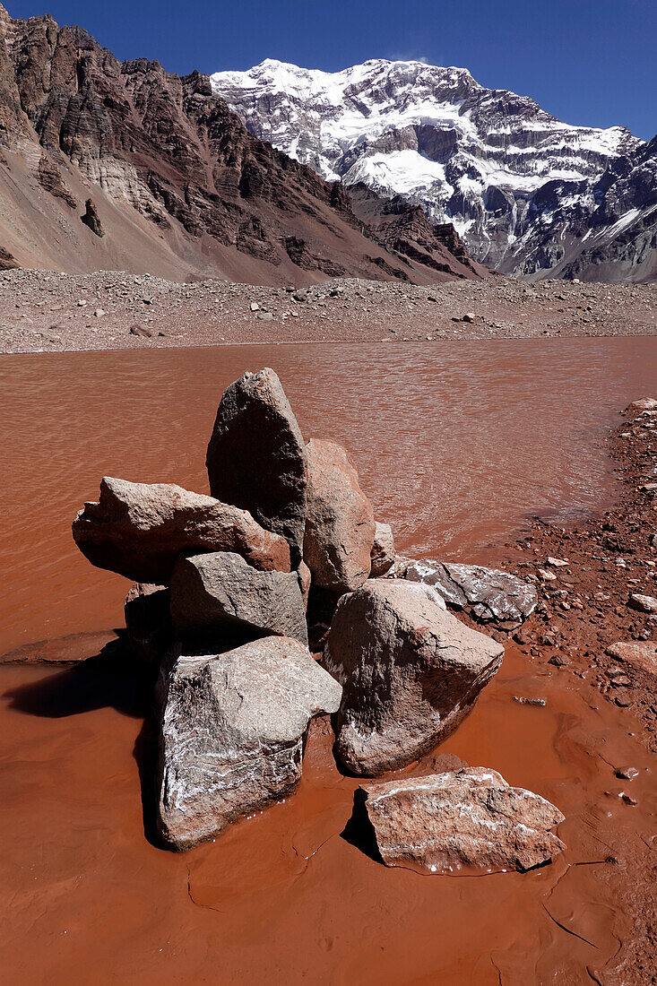 Aconcagua, 6961 metres, the highest mountain in the Americas, Andes, Argentina, South America