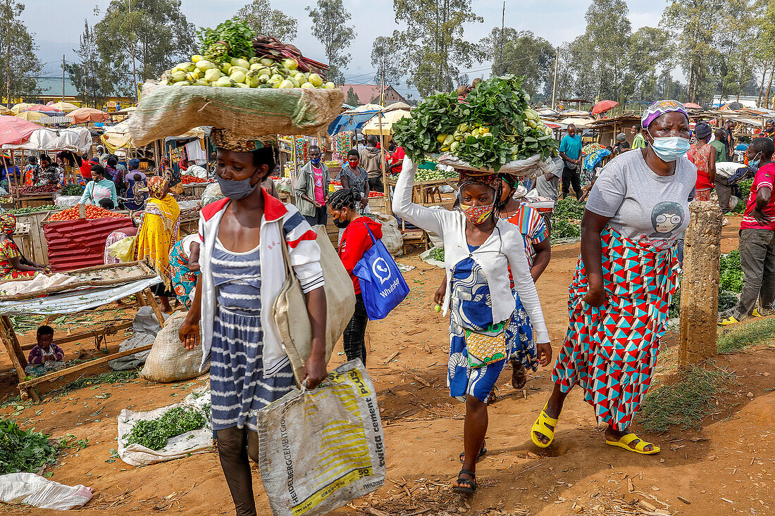 Weekly market in Nyamata, Rwanda, Africa