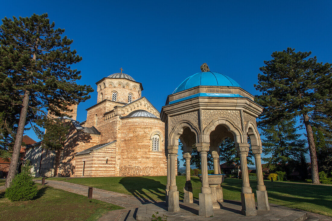 Orthodoxes Kloster Zica in der Nähe von Kraljevo, Serbien, Europa