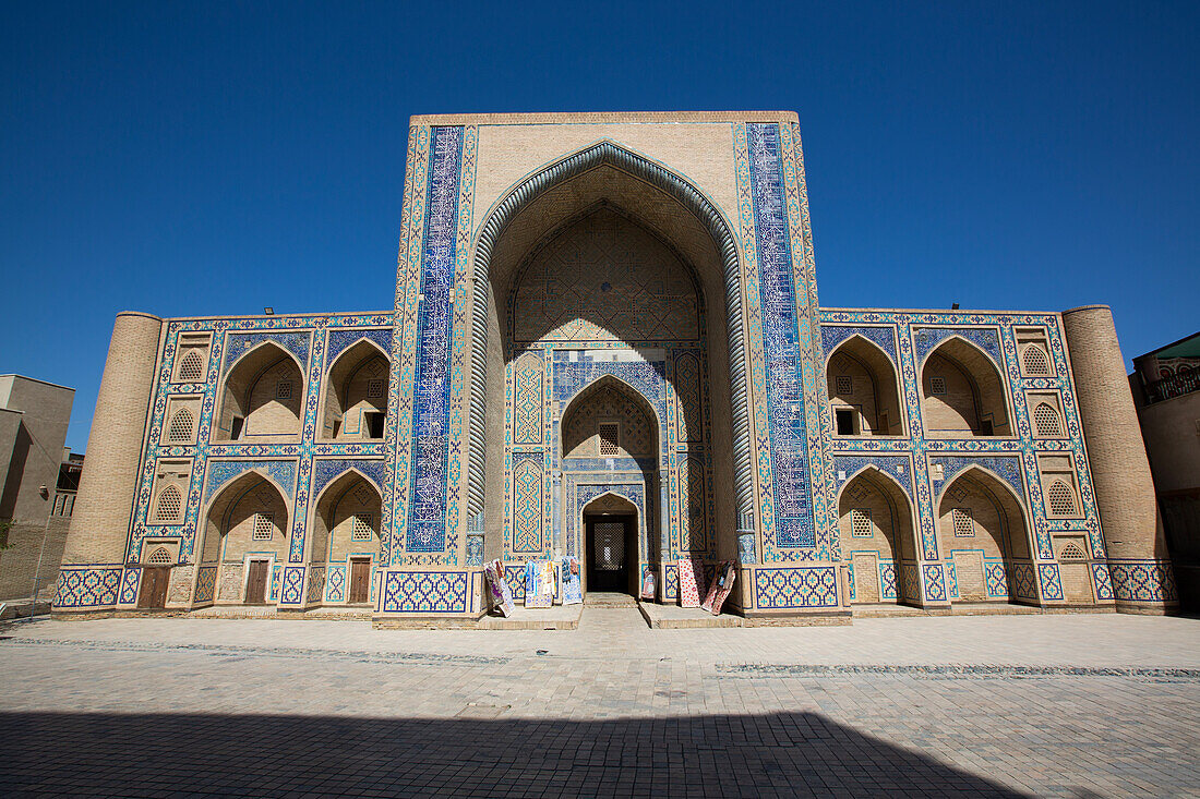 Iwan Facade, Madrasah Mirzo Ulugh Bek, 1417, UNESCO World Heritage Site, Bukhara, Uzbekistan, Central Asia, Asia