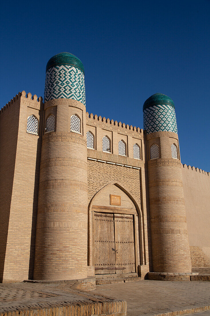 Eingangstor, Kunya Ark Zitadelle, Ichon Qala (Itchan Kala), UNESCO-Welterbe, Chiwa, Usbekistan, Zentralasien, Asien