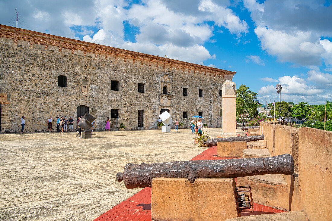 View of Museum of the Royal Houses, UNESCO World Heritage Site, Santo Domingo, Dominican Republic, West Indies, Caribbean, Central America