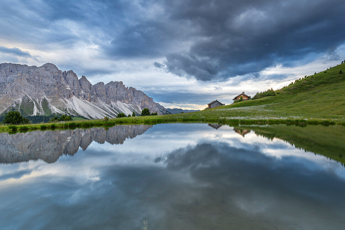Europe, Italy, South Tyrol, Bolzano. Clouds at the Wackerer lake, Dolomites