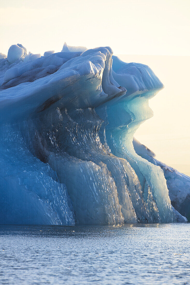 Icebergs during a summer sunset, Jokulsarlon Glacier Lagoon, Austurland, Eastern Iceland, Iceland, Europe