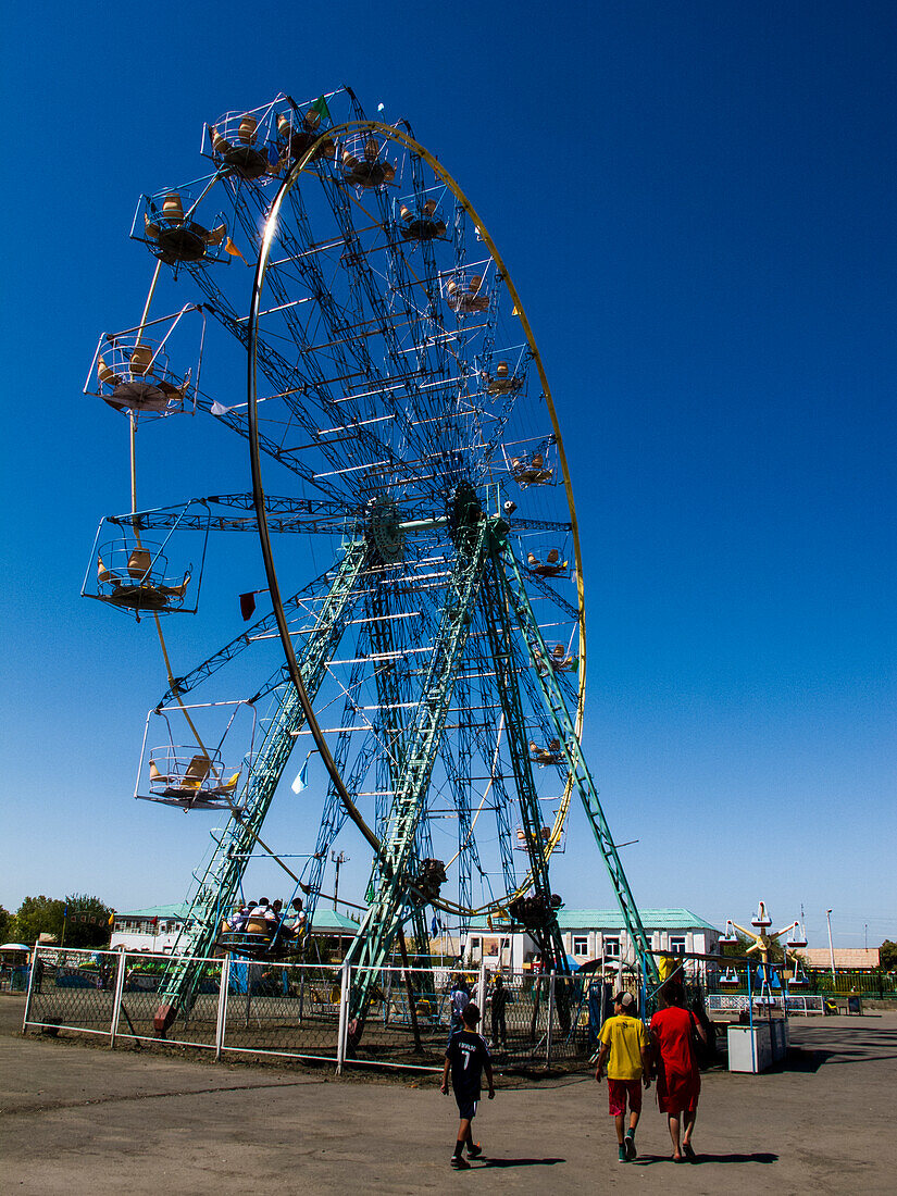 Ferris wheel in Nukus