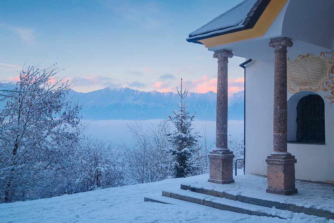 Heiligwasser church with the Nordkette mountains in the background, Igls, Innsbruck, Tyrol, Austria, Europe