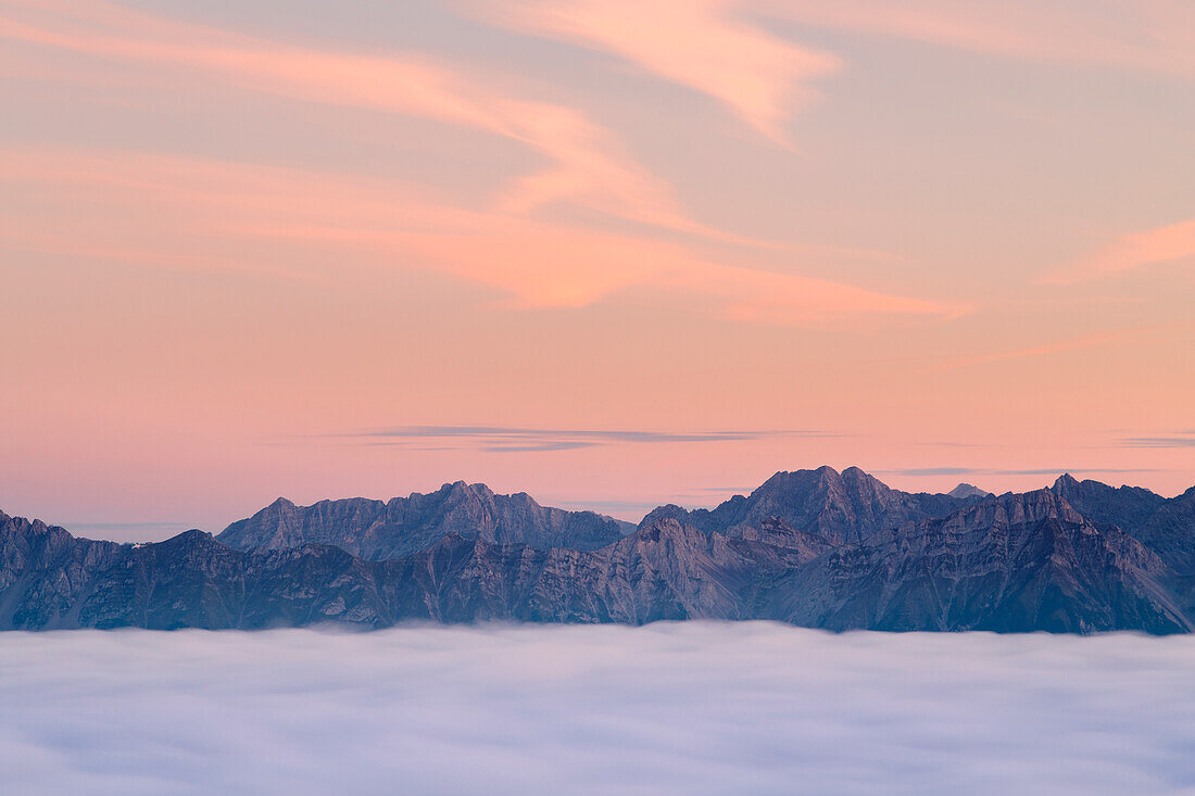 Detail der Nordkette in der Morgendämmerung, Patscherkofel, Innsbrucker Land, Tirol, Österreich, Europa