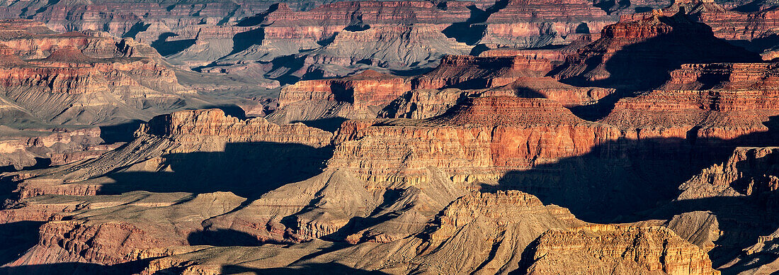 Sonnenaufgang am Grand Canyon, Arizona, USA
