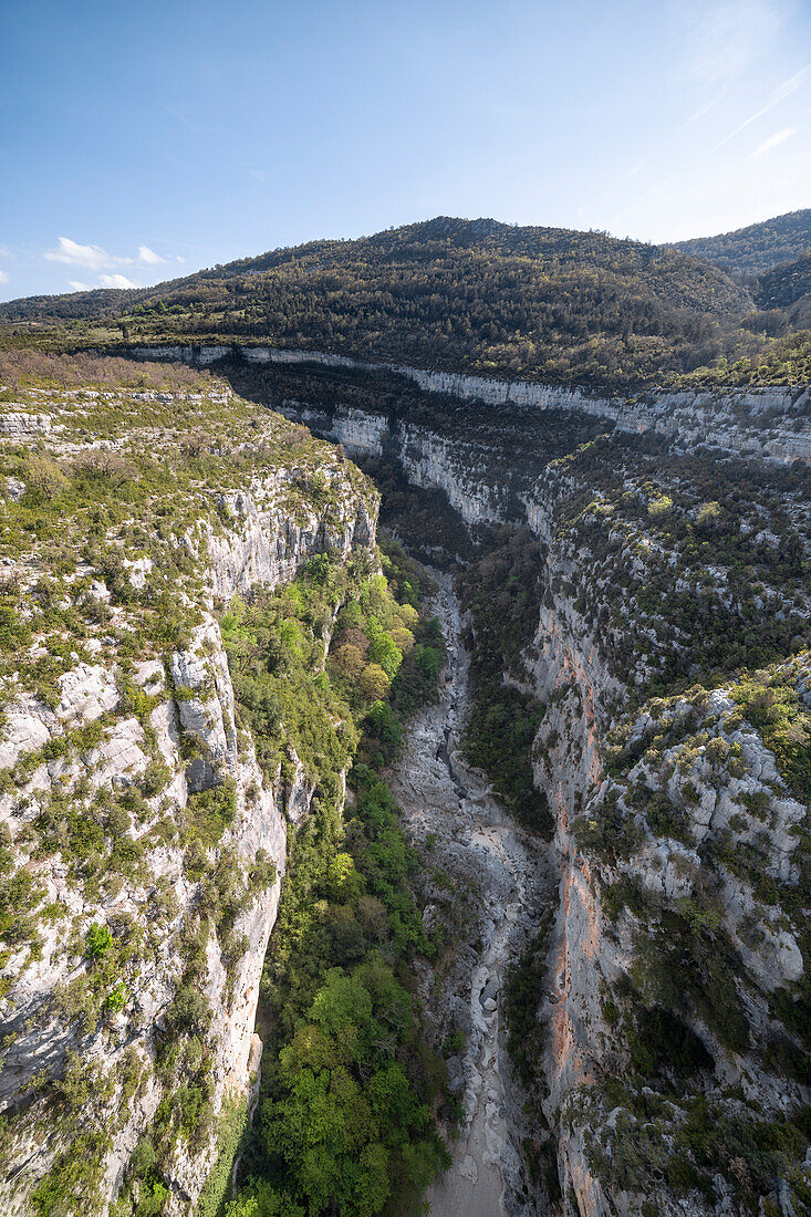 Gorges du Verdon: Canyon de l'Artuby von der Pont de l'Artuby (Departement Var, Provence-Alpes-Côte d'Azur, Frankreich, Europa)