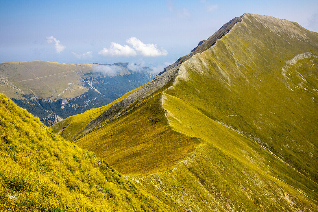 Italy, Marche, Sibillini mountain range, Mount Priora in Summer