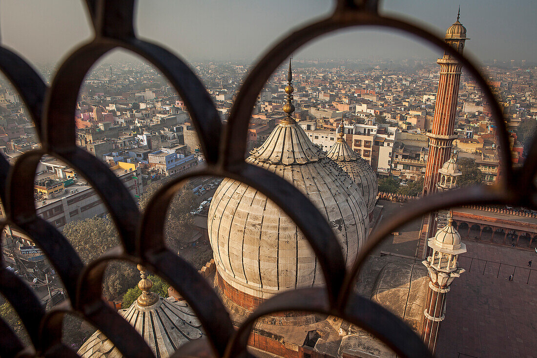 Minarett und Kuppeln der Jama-Masjid-Moschee, Delhi, Indien