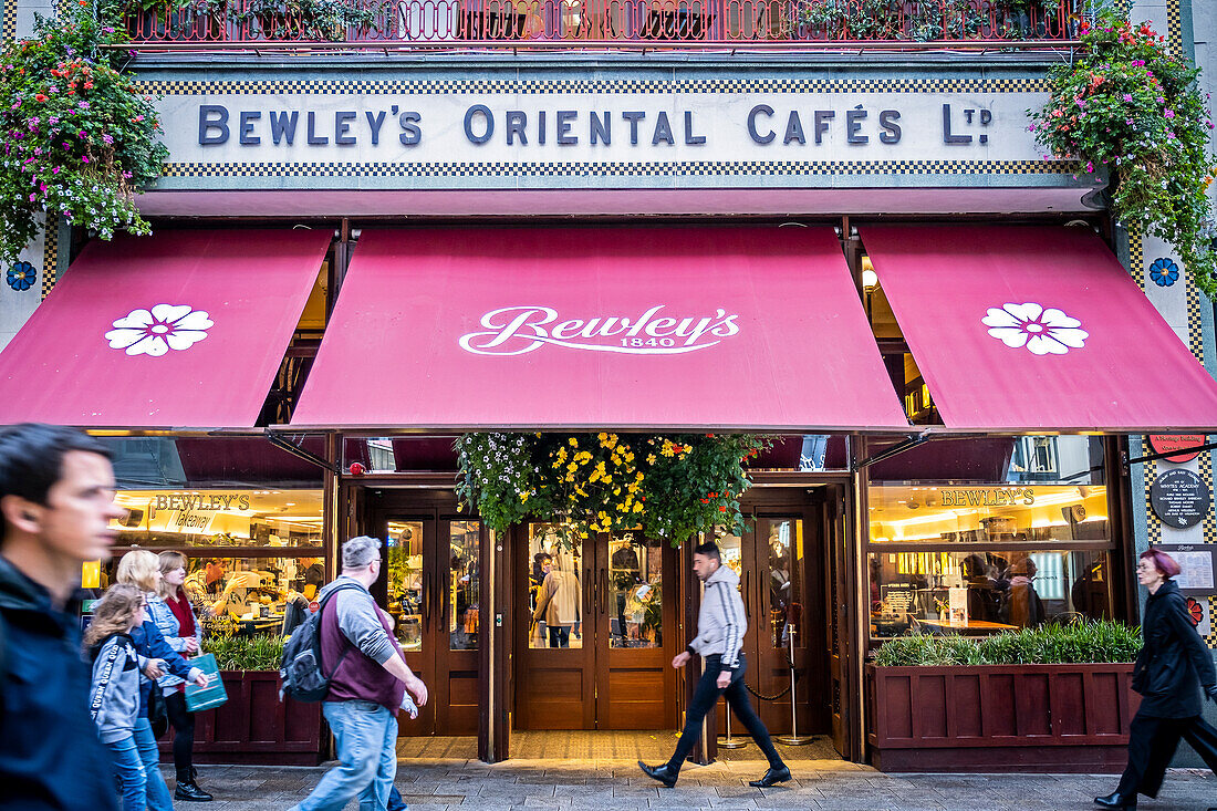 Bewley’s Cafe Theatre, in Grafton Street, Dublind, Ireland
