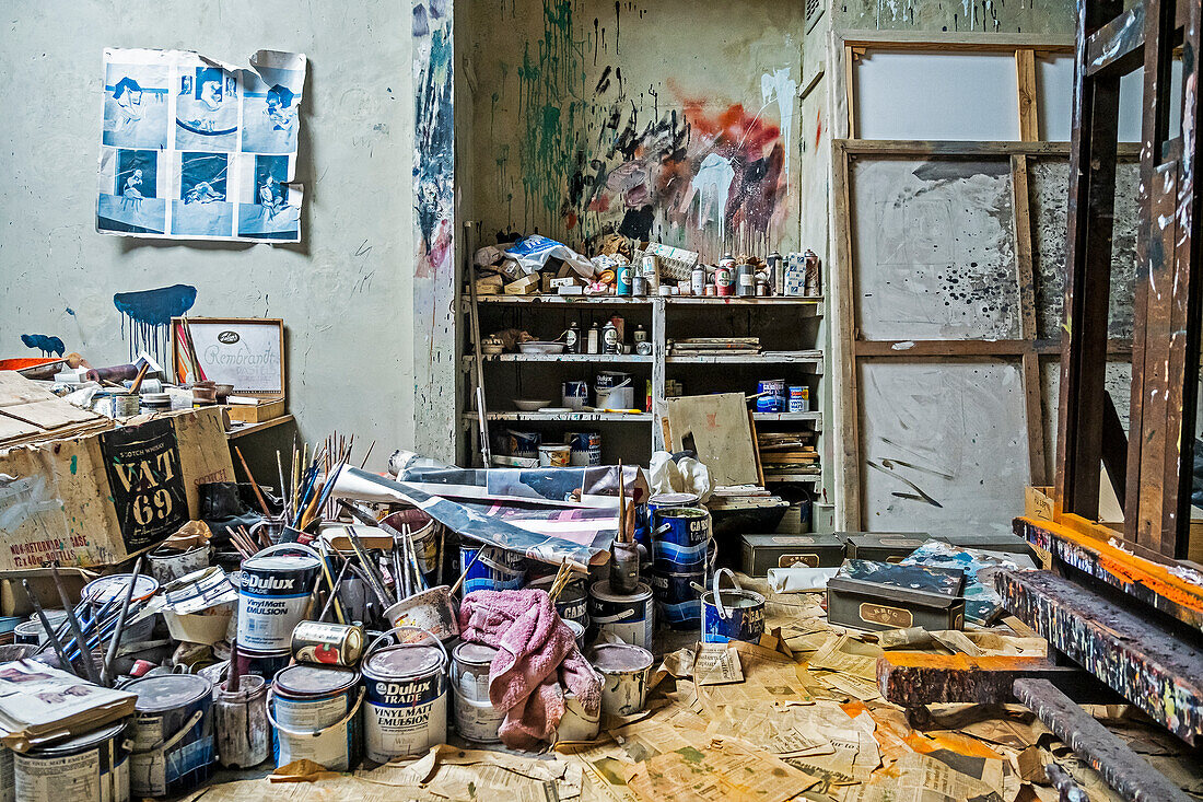 Francis Bacon Studio - rekonstruiertes Atelier des Malers Francis Bacon, in der Dublin City Gallery The Hugh Lane, Dublin, Irland