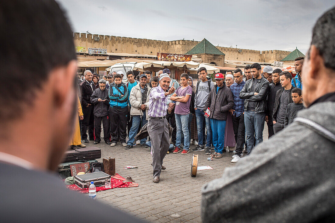 Show, Straßenkünstler, El-Hedim-Platz, Meknes, Marokko