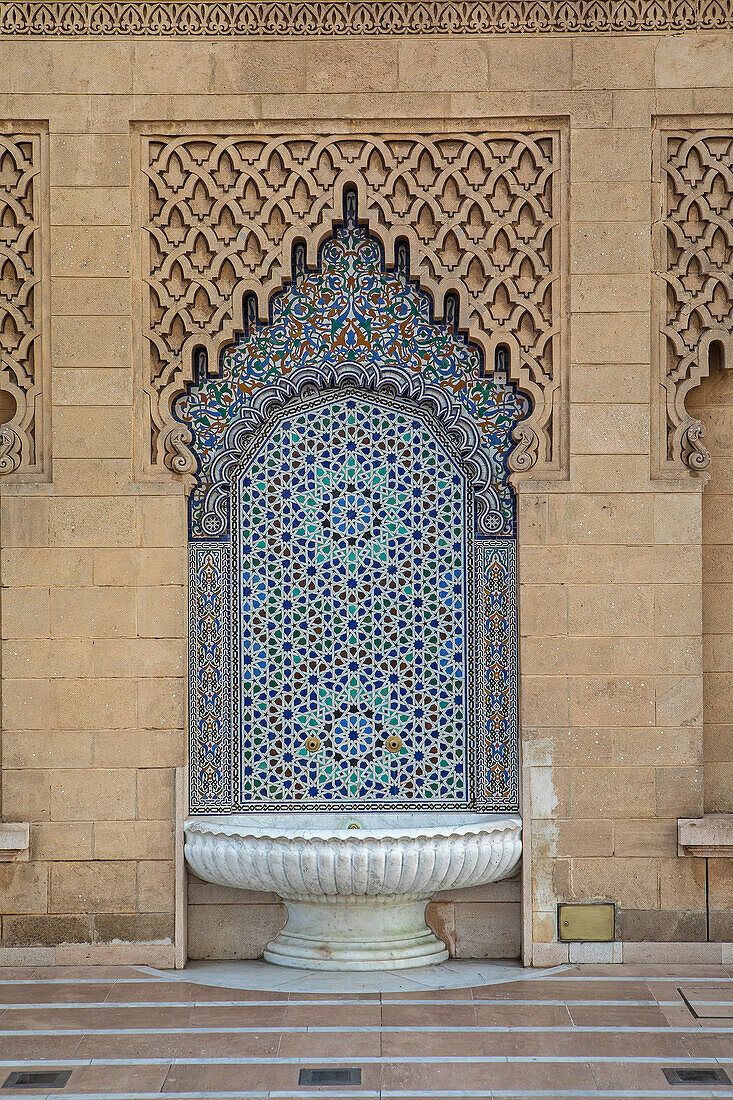 Fassade einer Moschee, Teil des Mausoleums von Mohammed V., Rabat, Marokko