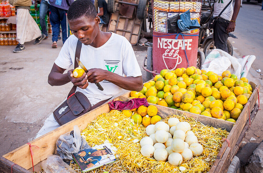 Kermel market, Dakar, Senegal, West Africa, Africa