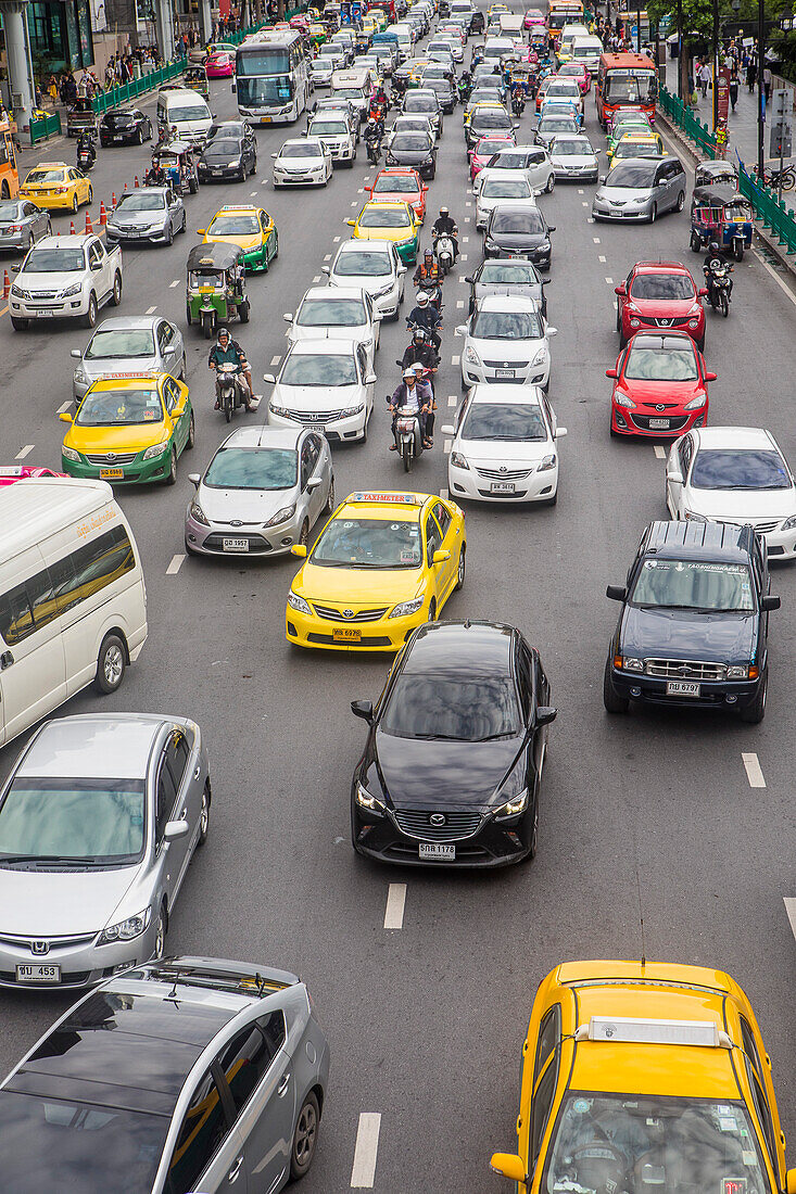 traffic jam on Ratchadamri Rd, Bangkok, Thailand