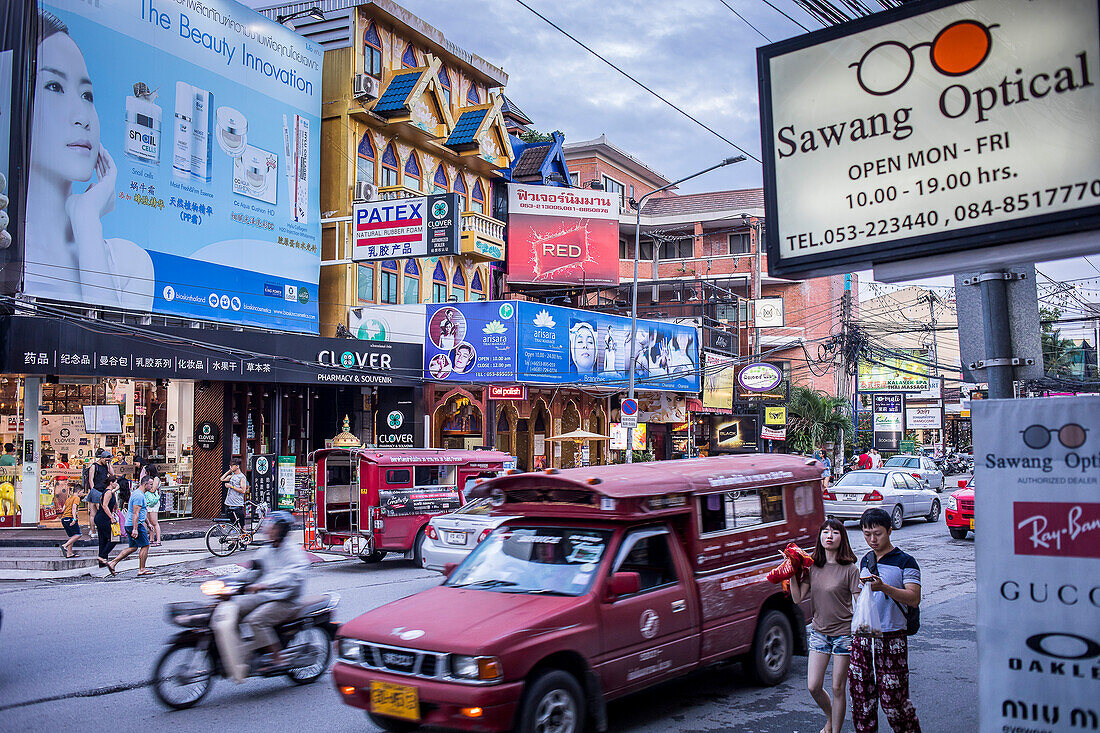 Nimmanhaemin Straße, Einkaufsstraße, Chiang Mai, Thailand