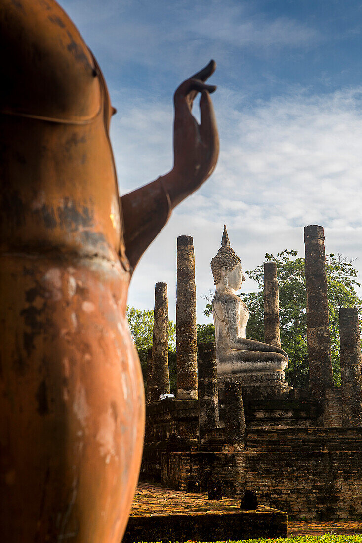 Wat Sa Si, im Historischen Park von Sukhothai, Sukhothai, Thailand