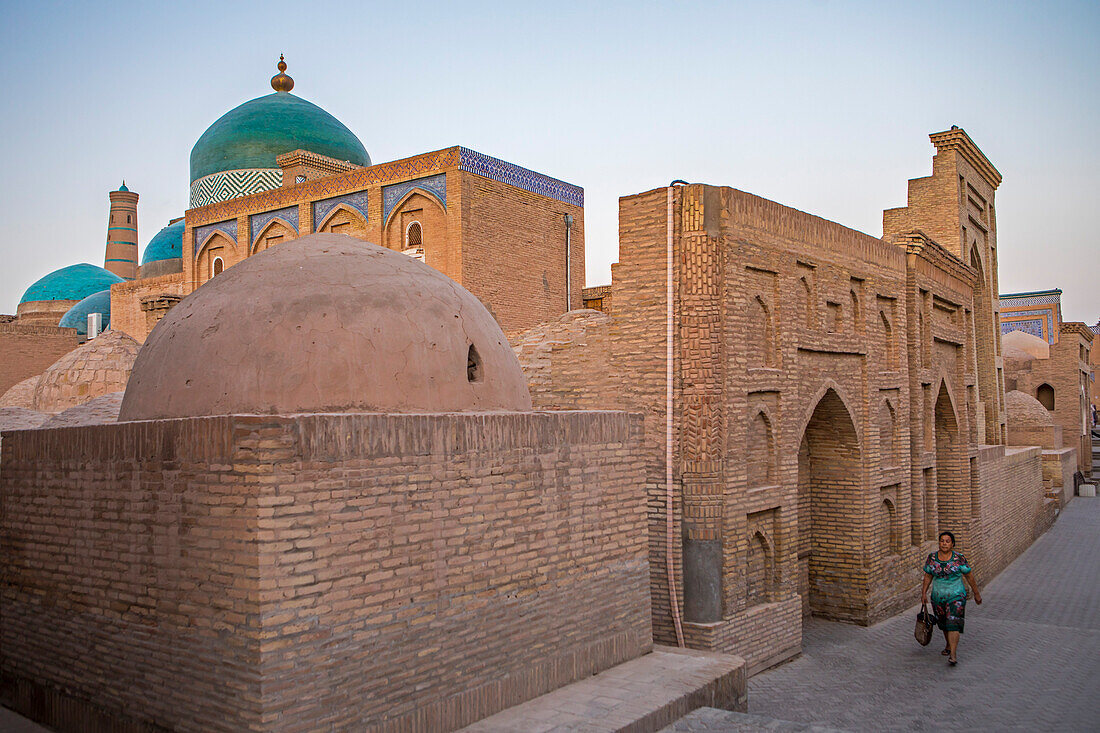 Pahlavon Mahmud Mausoleum. Street scene in Ichon-Qala or old city, Khiva, Uzbekistan