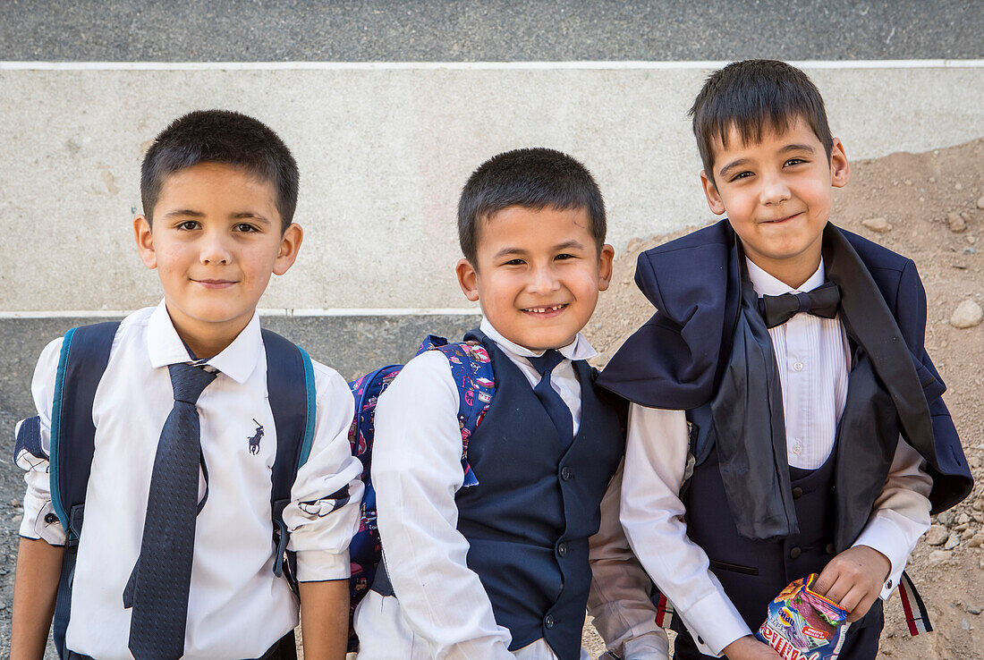 Schoolboys, Samarkand, Uzbekistan
