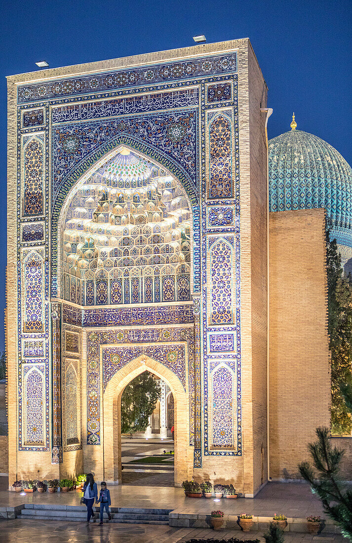 Main gate of Gur-e Amir mausoleum, Samarkand, Uzbekistan