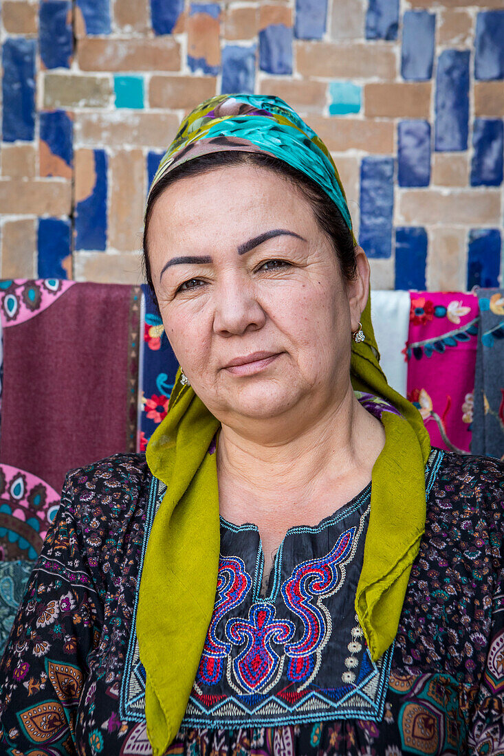 Usbekische Frau, Samarkand, Usbekistan