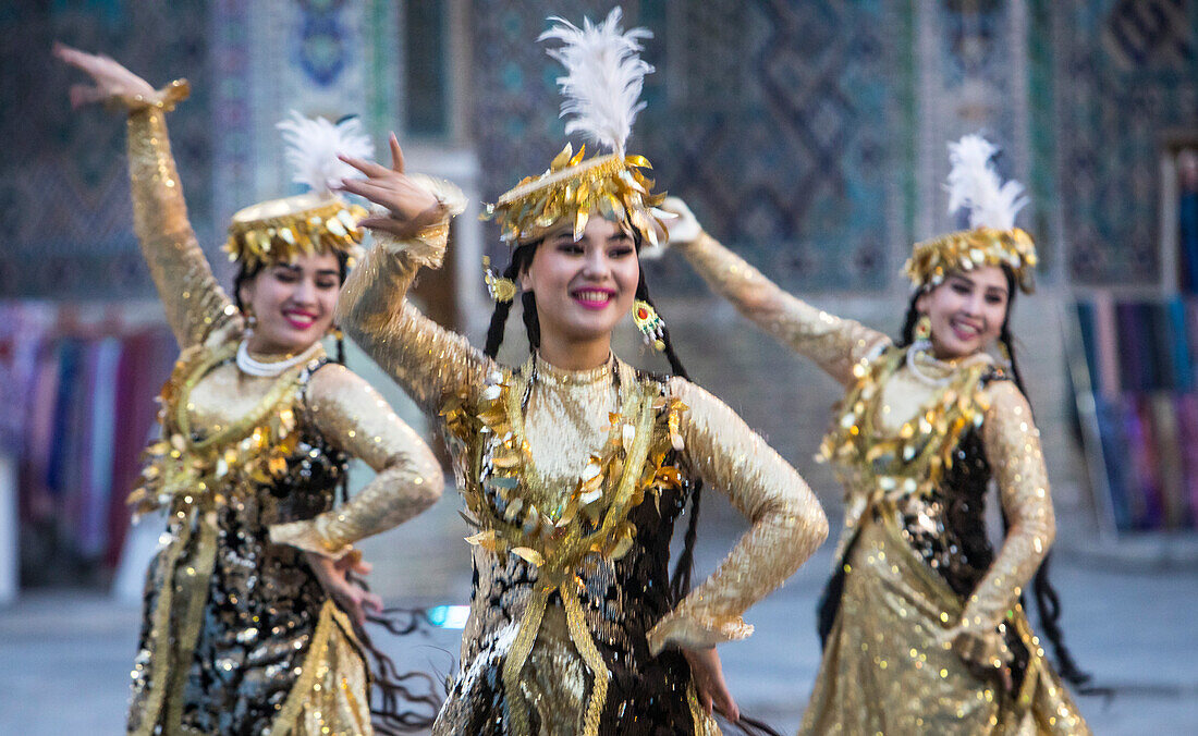 Traditioneller Tanz, Folklore, Samarkand, Usbekistan